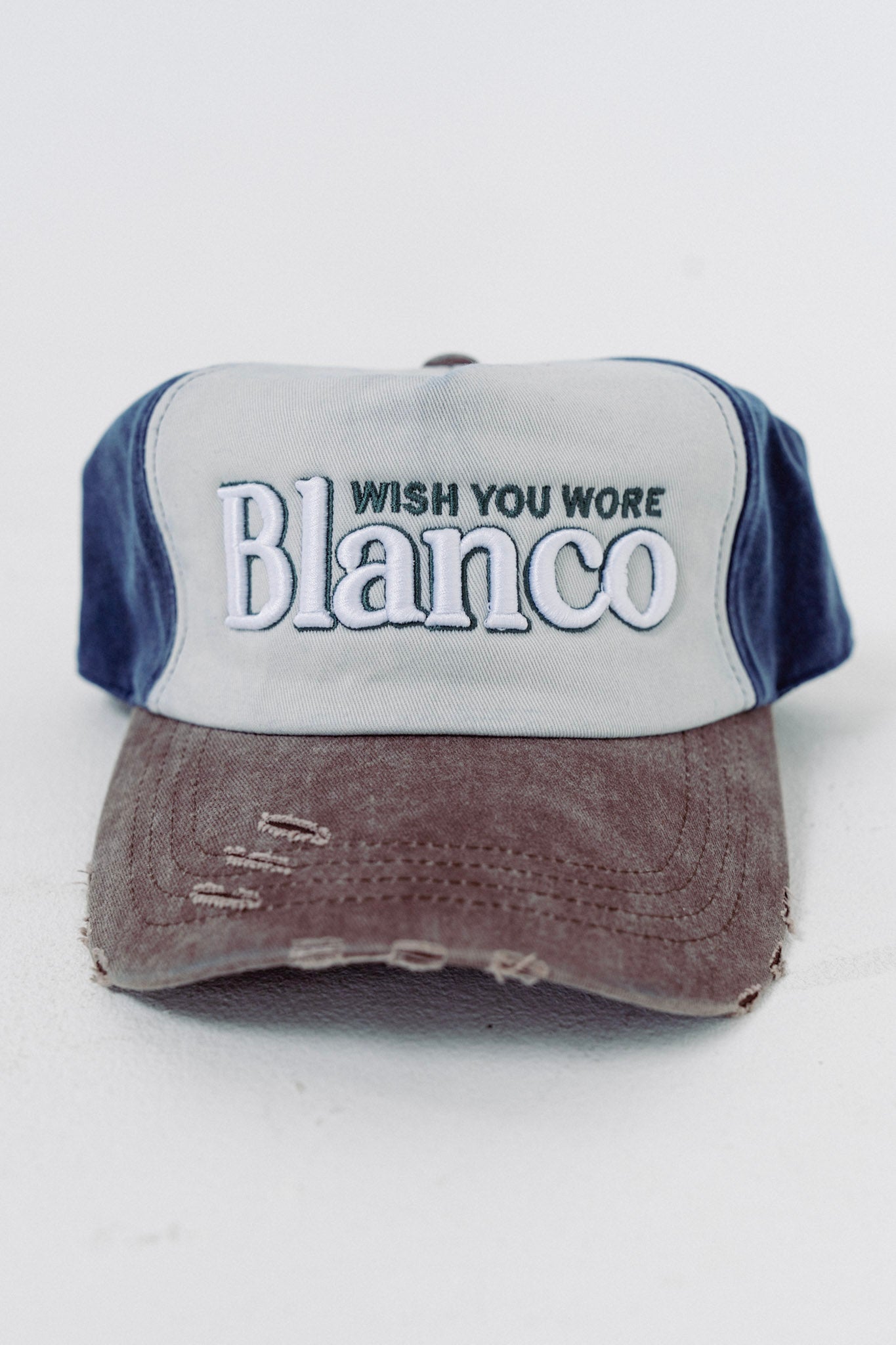 Blanco Hat
