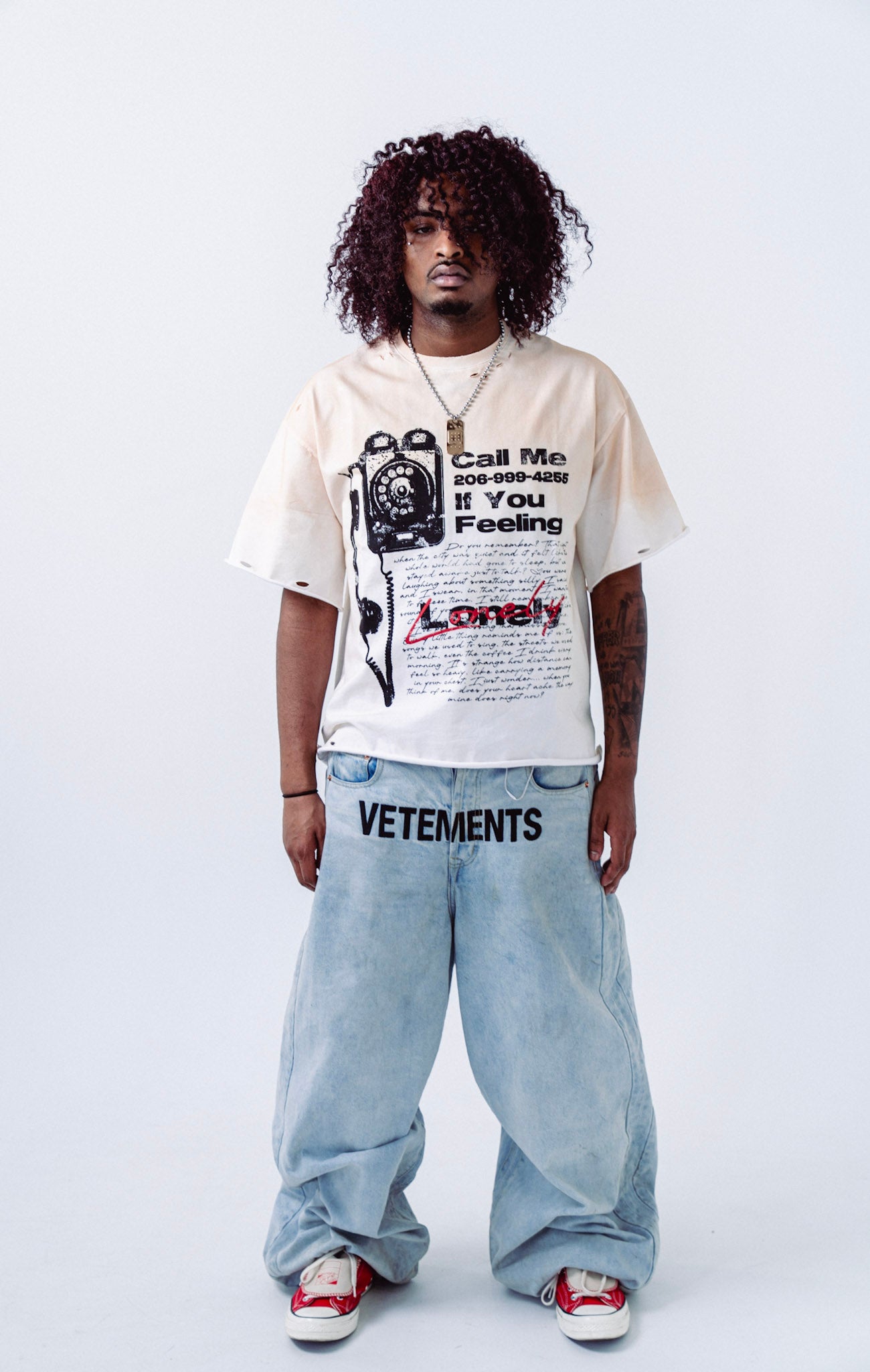Blanco Call Me Tee